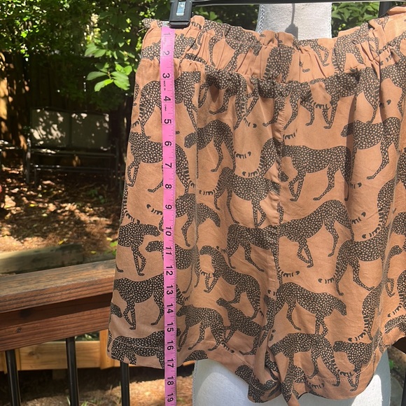 Jane + Delancey Cheetah Top and Short Set NWT - Picture 14 of 17